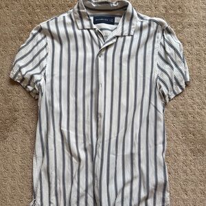 Abercrombie button up shirt
